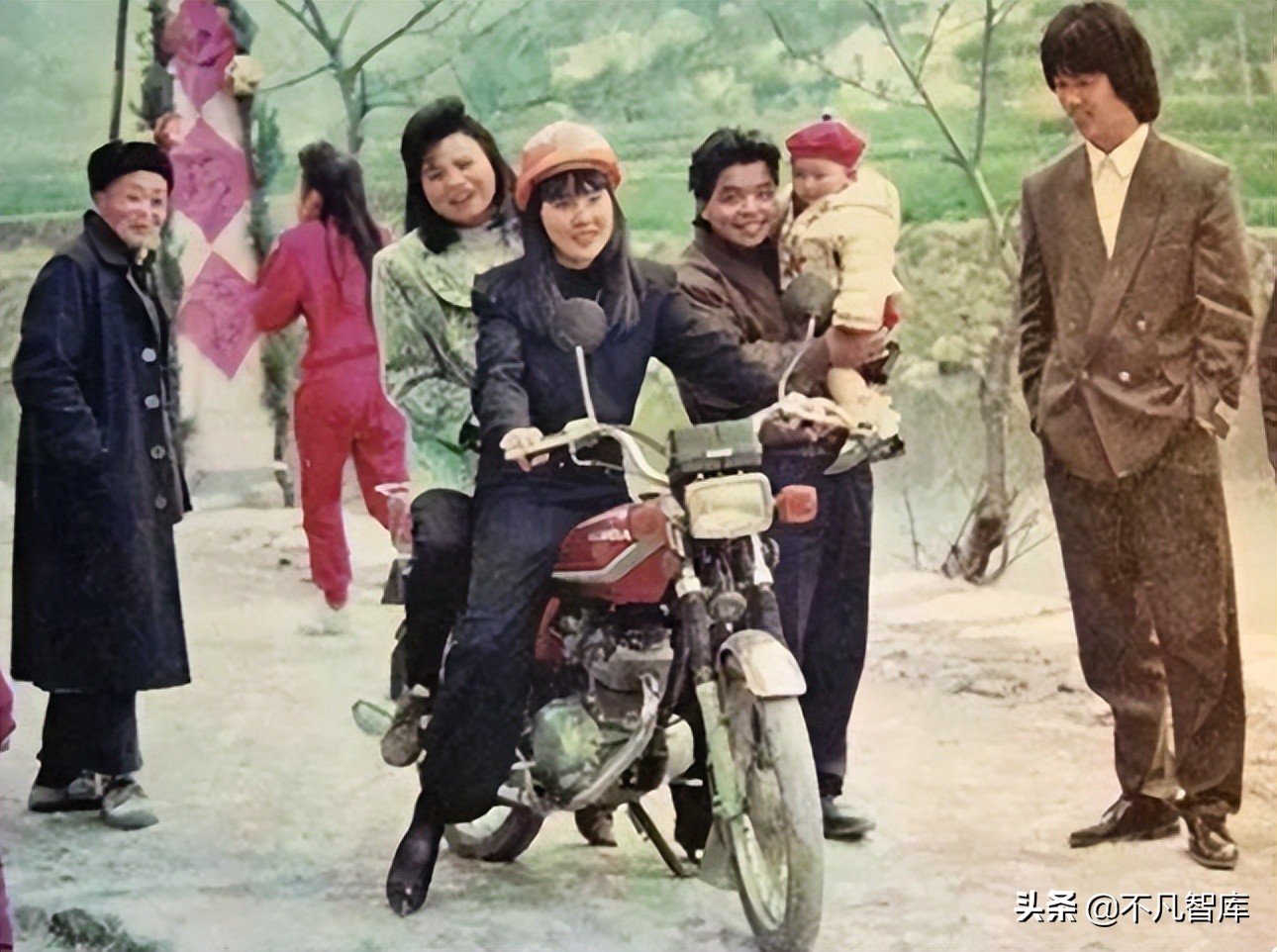 一代经典摩托之王经历岁月的沧桑,20年前已倒闭关门的摩托车品牌