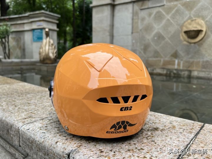 有没有又轻又安全的头盔,什么电动车头盔好用又舒服