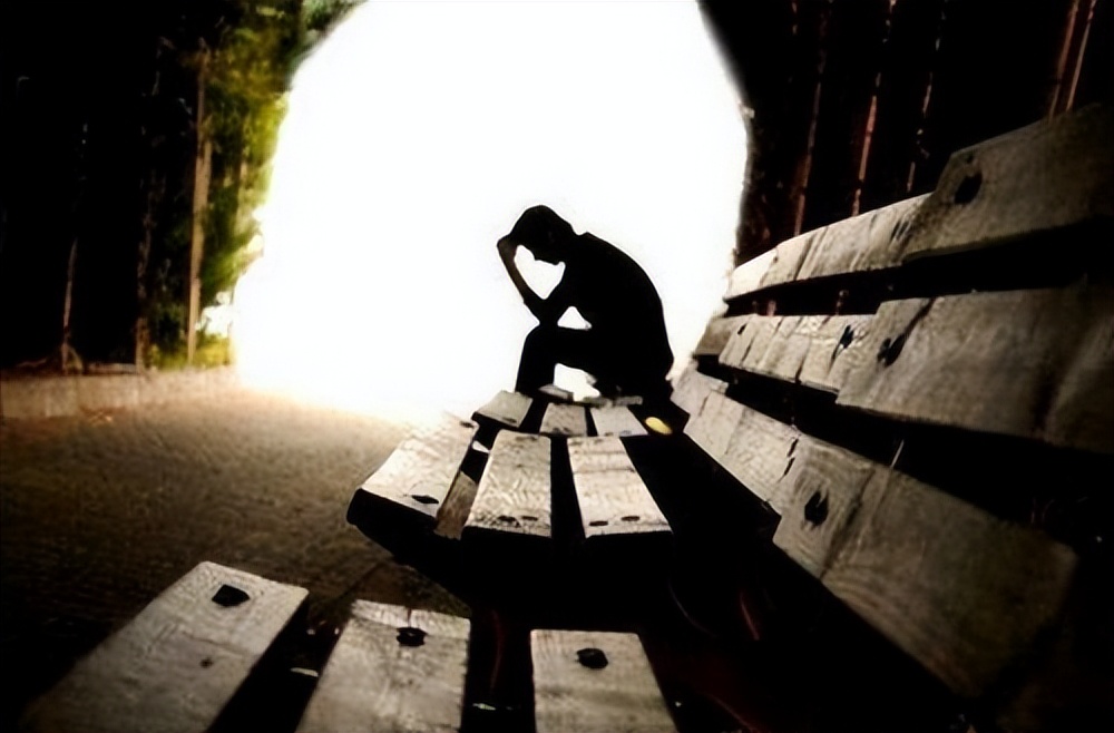 摩托车注定是被误解和歧视,狂飙不文明行为