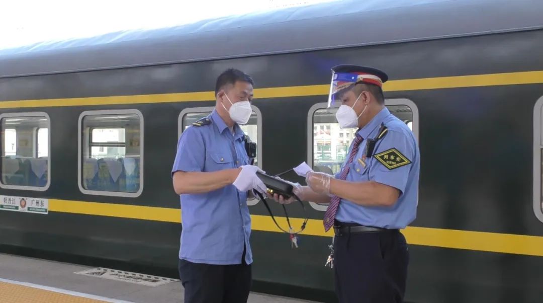 在深圳火车站遗失物品怎么找回来,小姐姐火车站寻人