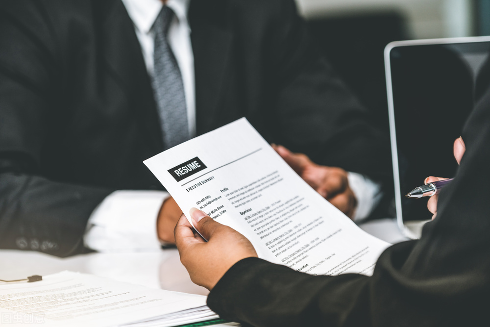 应届个人简历的自我评价,领导个人简历表自我评价