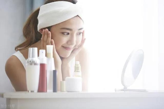 洗脸的五个秘诀,洗脸时提亮肤色最快的方法