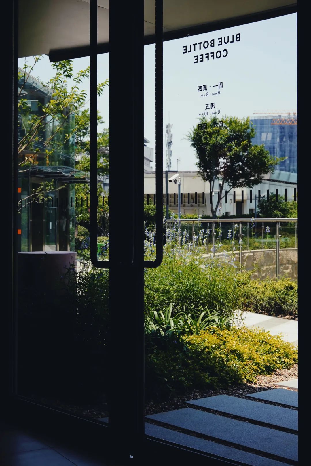 bluebottlecoffee上海首店,bluebottle上海前滩太古里店