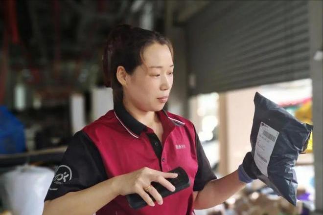 快递第一股：圆通借壳大杨创世上市，背后的原因是什么？