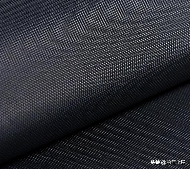 电脑双肩包哪个牌子比较好看实惠,性价比高的电脑双肩包推荐