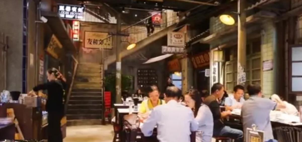 靠十平方米店铺挣八万多,靠小餐饮发家