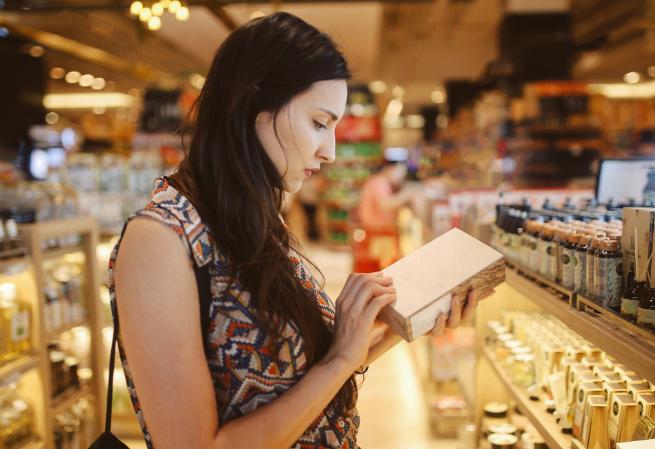 李嘉诚收购屈臣氏后的发展,屈臣氏李嘉诚创业历程