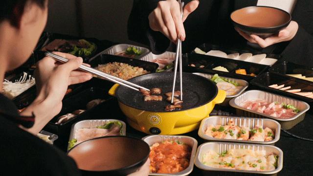 在家吃的烤肉火锅外卖,在家点烤肉外卖送锅