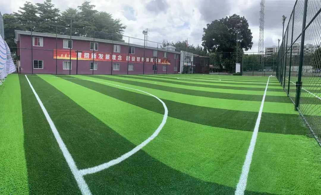 广州海角游泳场足球场,广州首个水上足球场