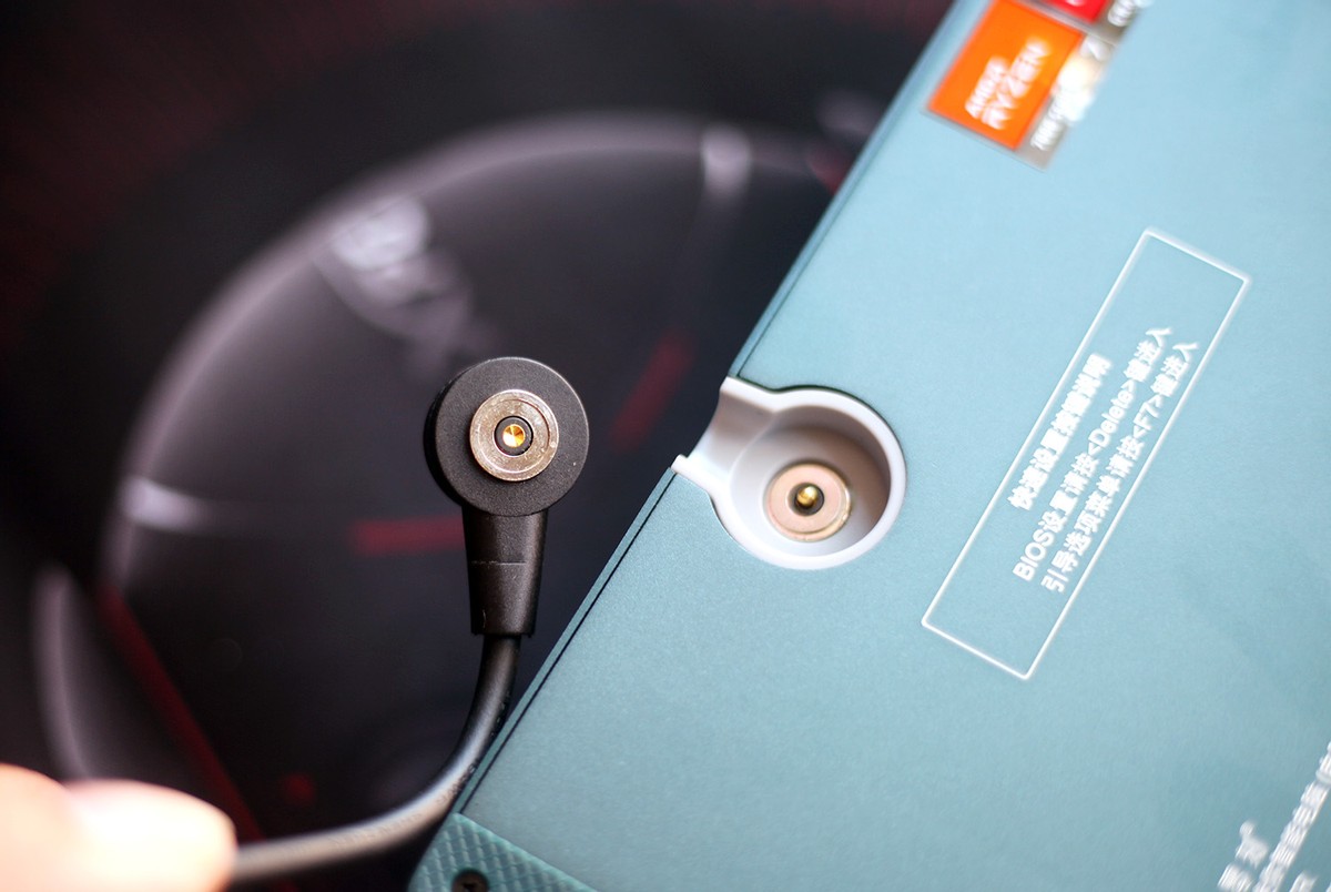 光追主机显卡推荐,零刻gtr77840hs65w迷你电脑主机