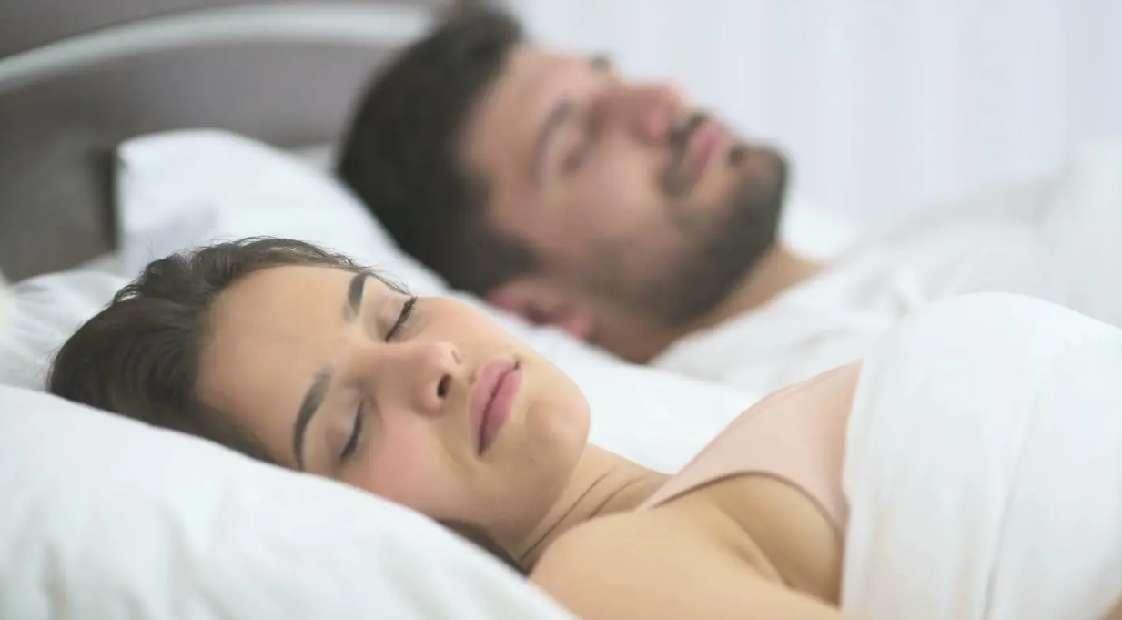 夫妻完事后，可以用纸巾擦擦吗？医生提醒：这种做法可使不得