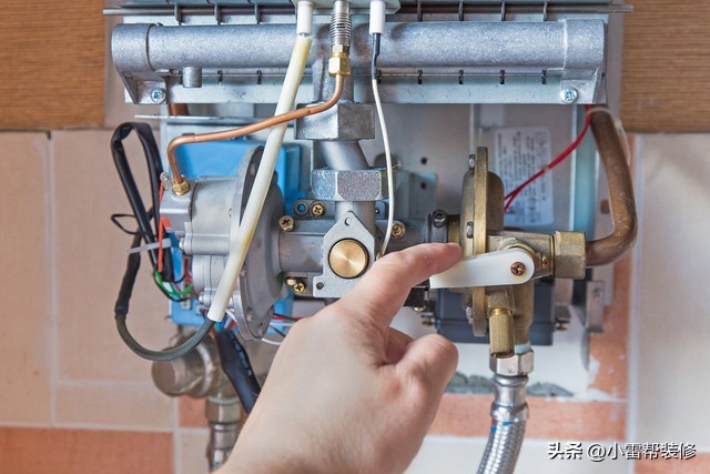 很多人买的燃气热水器,越来越多的人选择空气能热水器