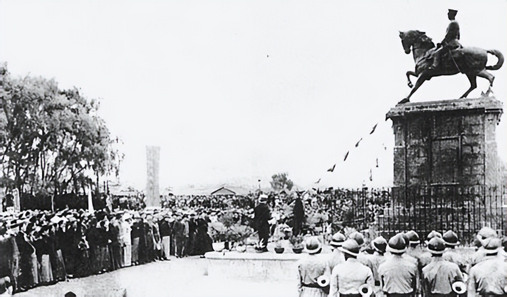 近代中国的三代“云南王”：军阀治滇36年，时代浮沉终走向光明