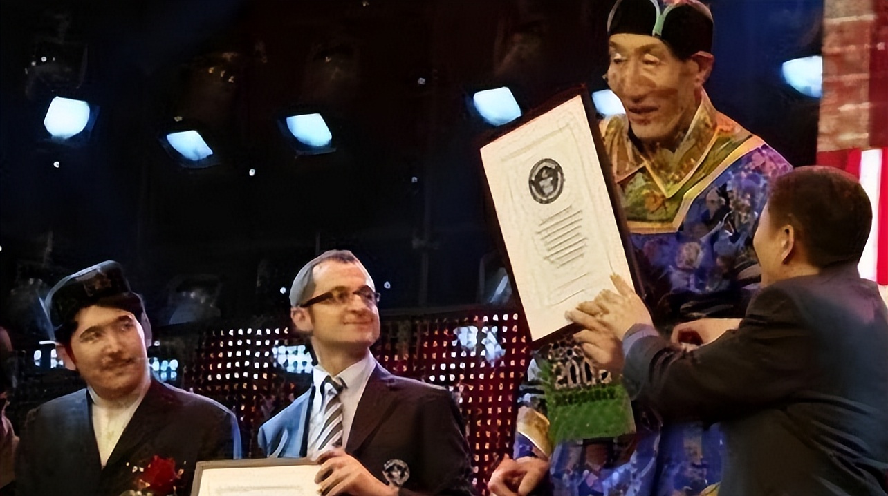 中国第一巨人鲍喜顺不听大夫劝告,中国第二巨人鲍喜顺身高