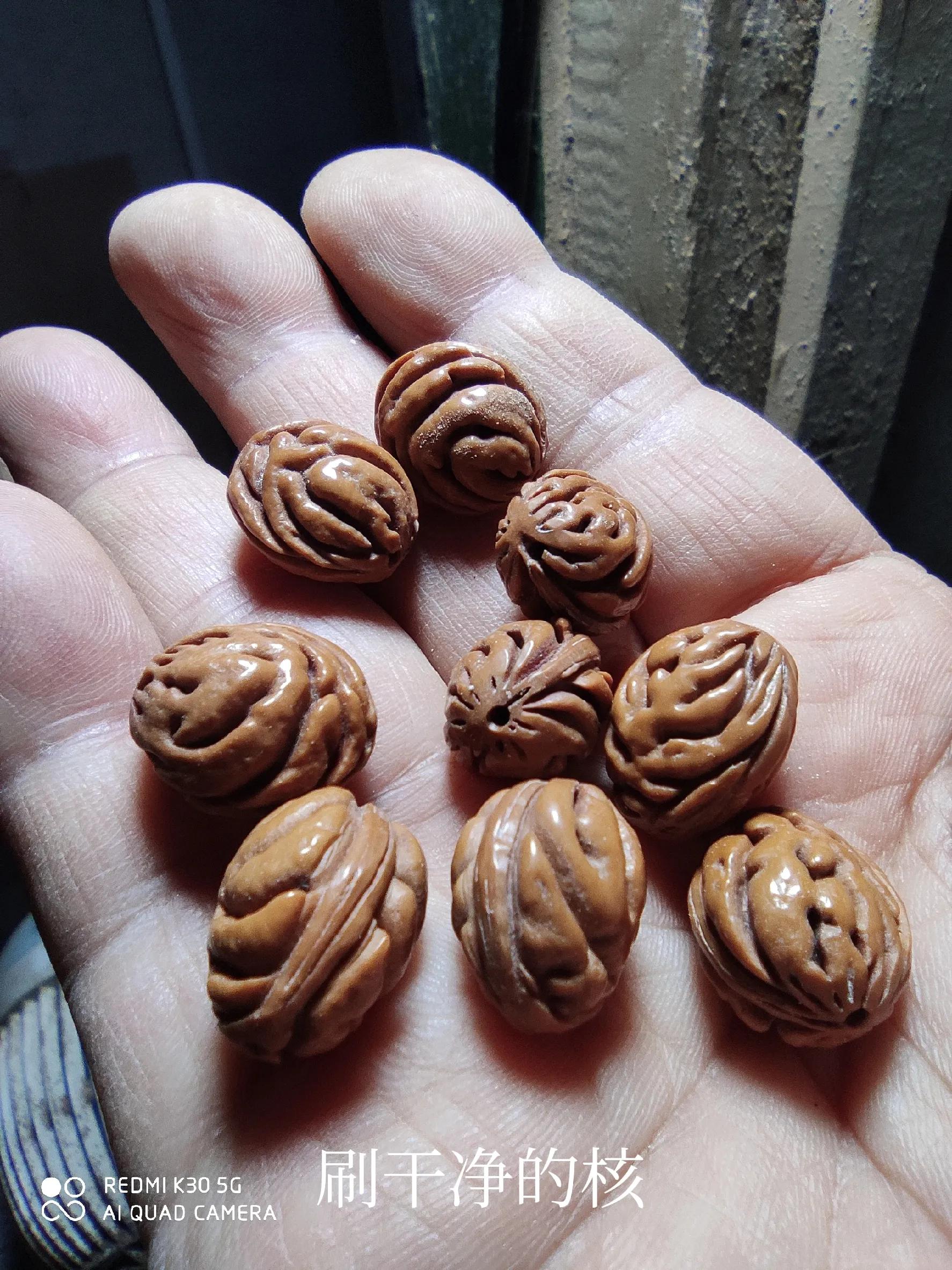 怎样去桃核最简单方法,怎么轻松得到干净的桃核