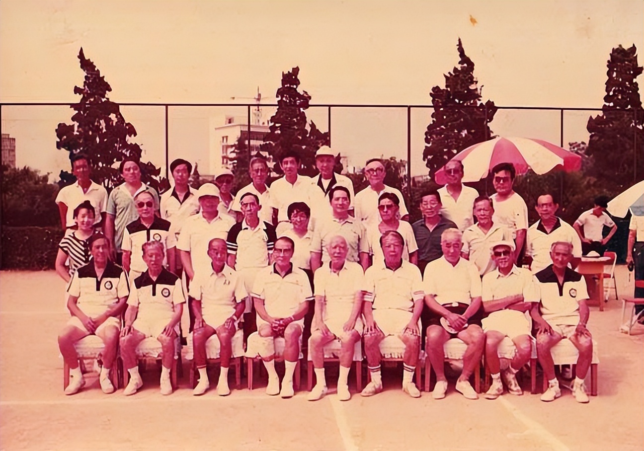 《杨昌——一代足球传承者》代序