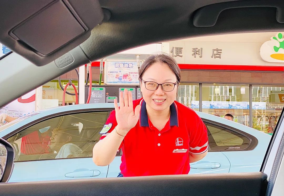 奔驰车油箱剩多少油再加油合适,奔驰glb200油箱剩多少加油合适