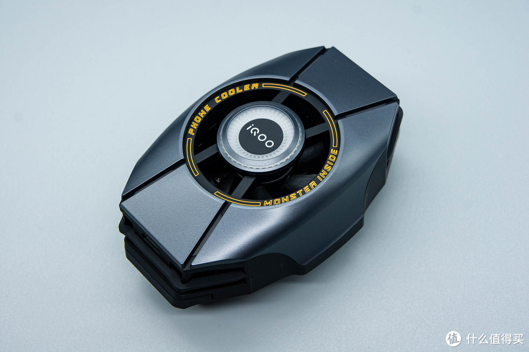 游戏手机散热横评,目前玩游戏不需要散热背夹的手机