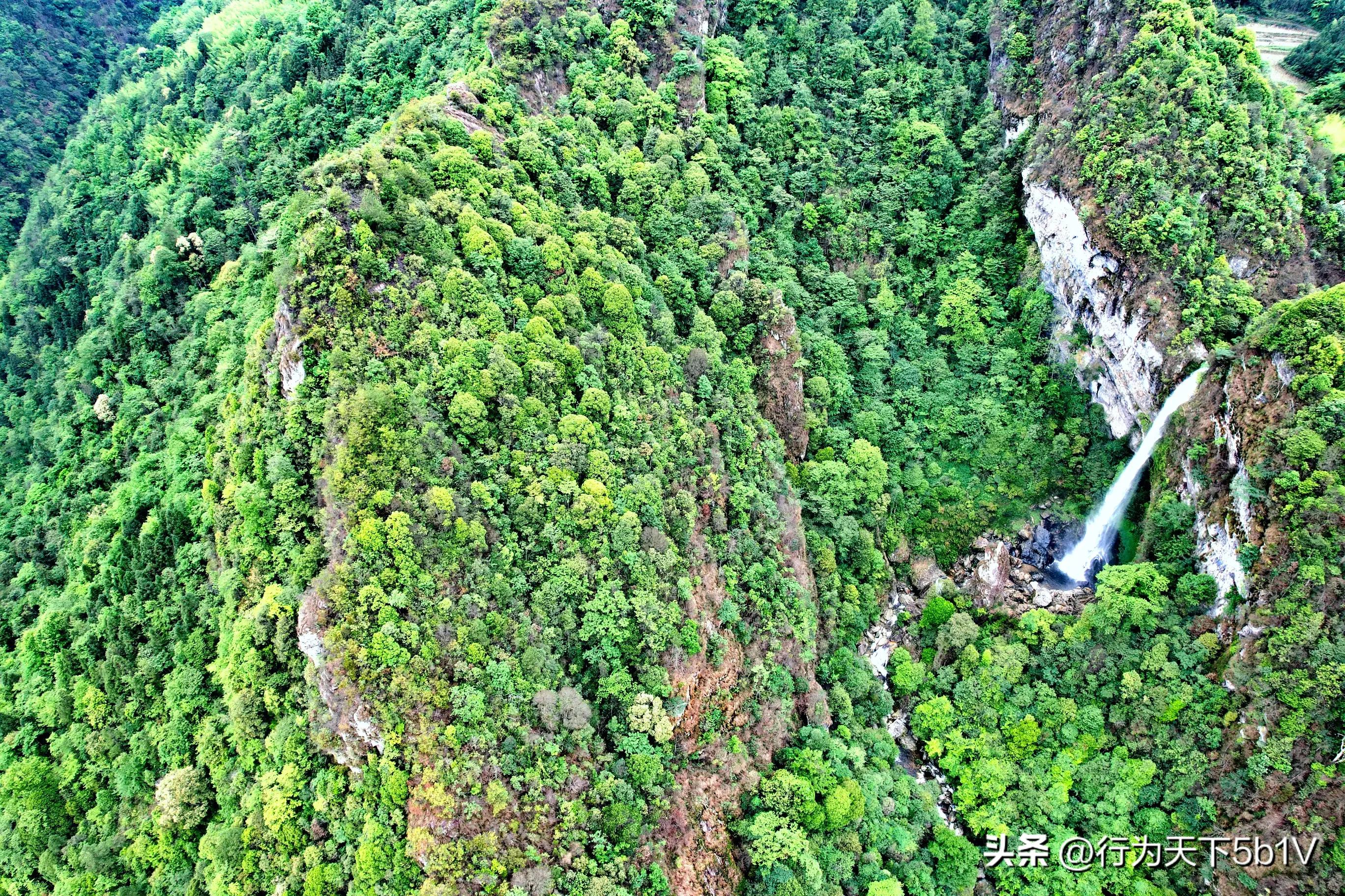 【探秘宛田红滩瀑布溯溪梦江吉翁瀑布】穿越花坪神秘风景线