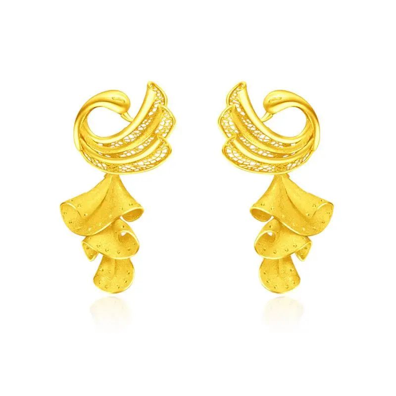 香港周大福一口价手镯,周大福完美婚嫁系列广告