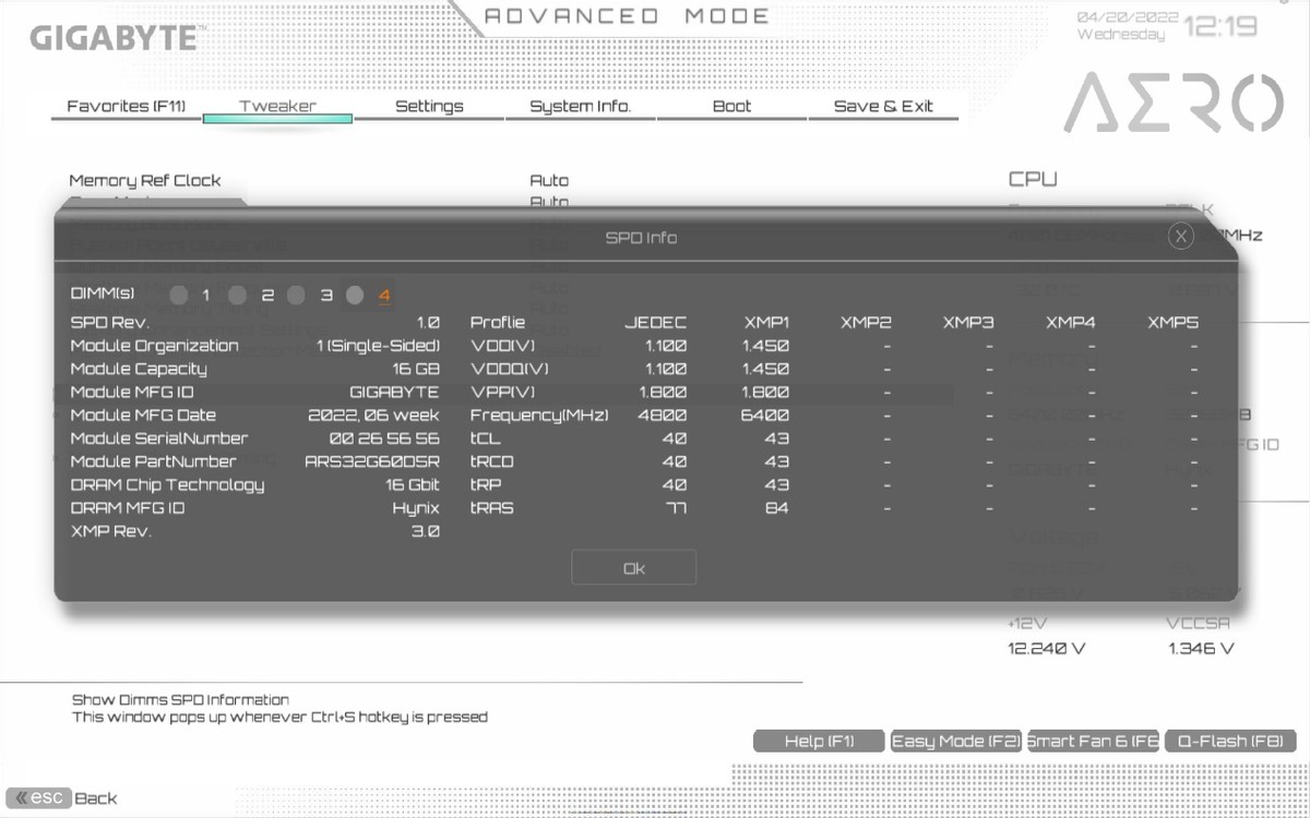 面向高端玩家、可一键超频至6400的技嘉AORUSRGBDDR56000内存条