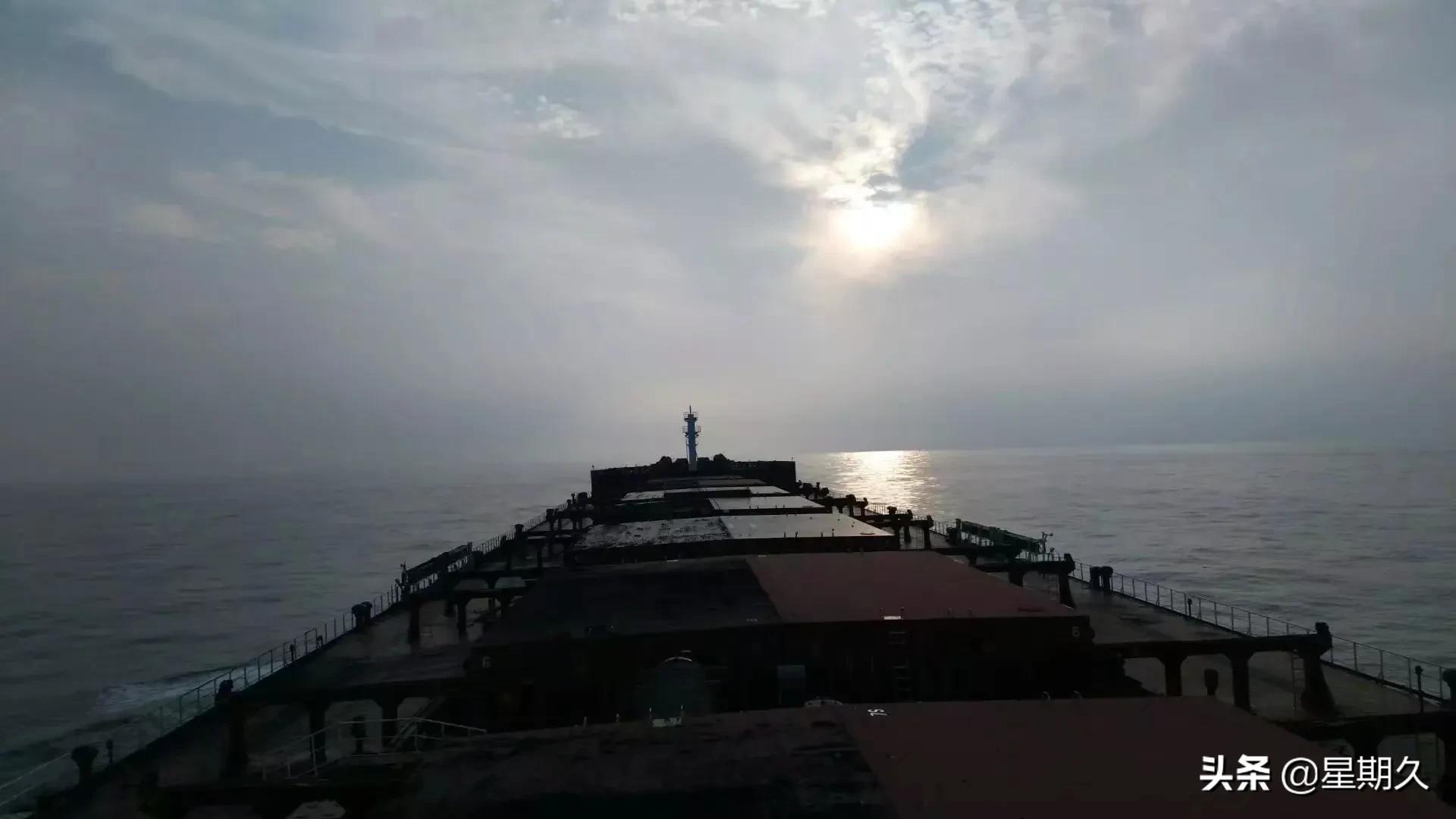 68期～深海里自娱自乐，偶然间发现印度船员上厕所确实不用纸