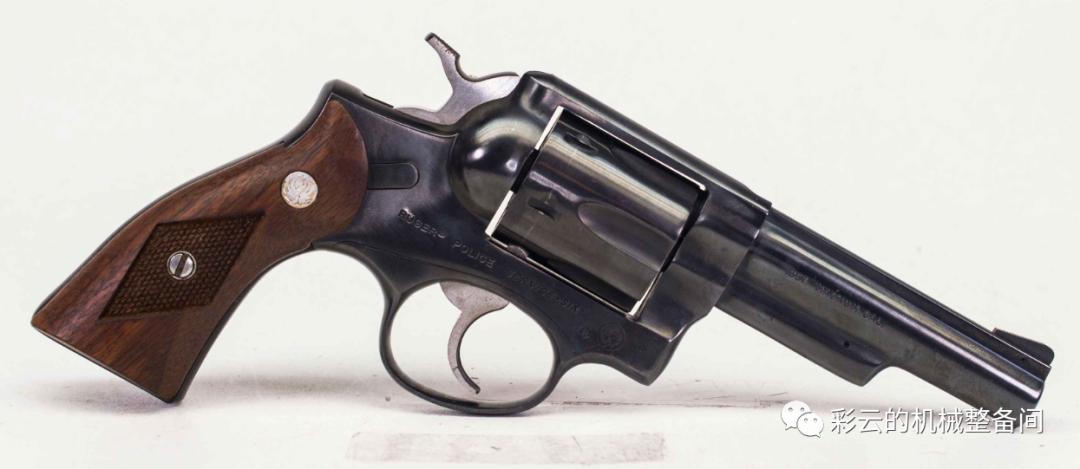 长枪管银闪闪的转轮就是柯尔特蟒蛇？别被骗了，这是鲁格的产品