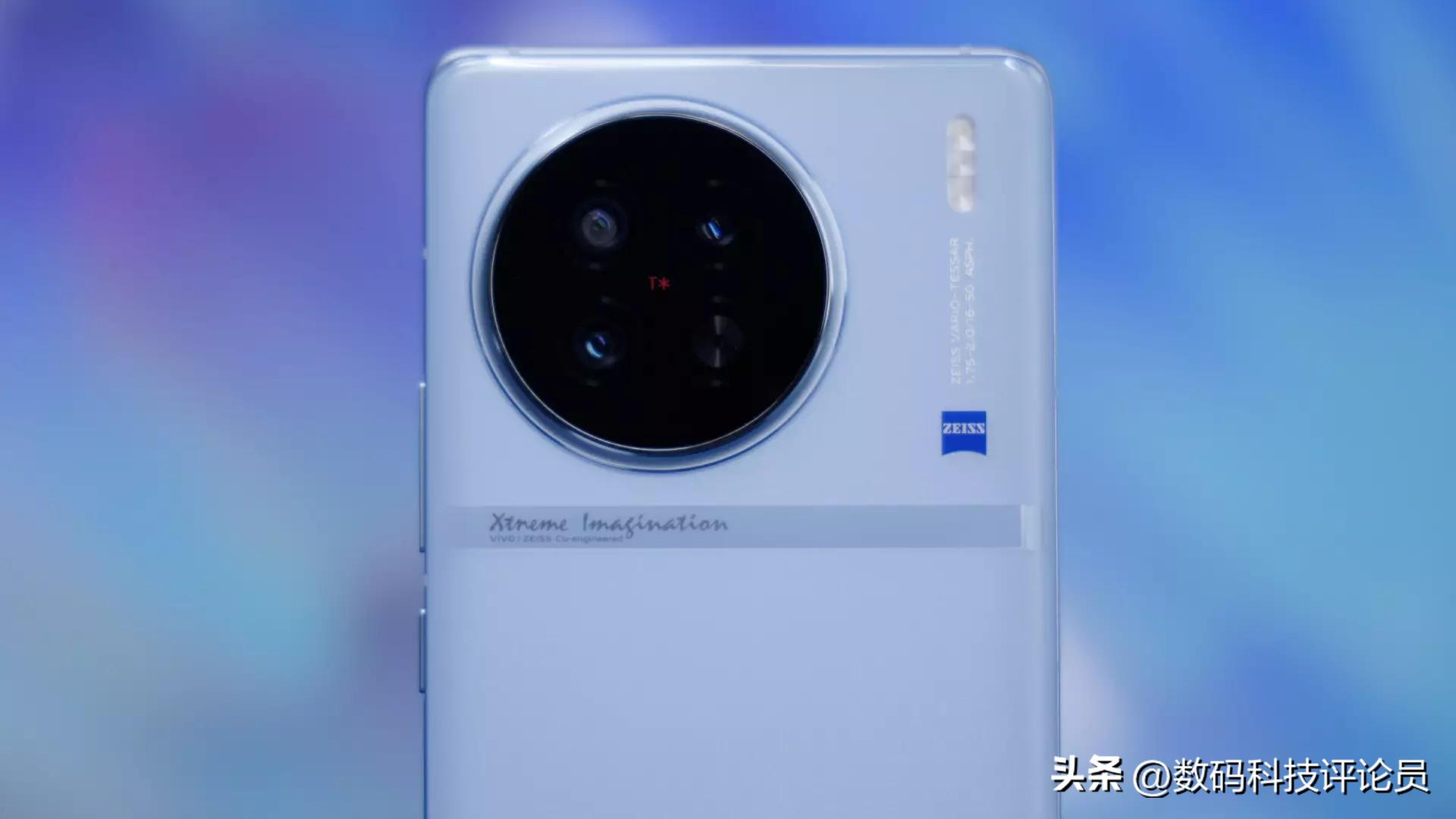 iqoo11pro跟vivox90哪个更值得,iqoo11与vivox90哪个值得入手