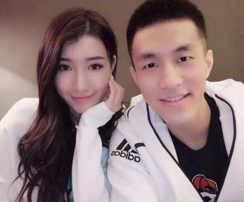 郭艾伦潘玮柏篮球,邓超郭艾伦完整视频