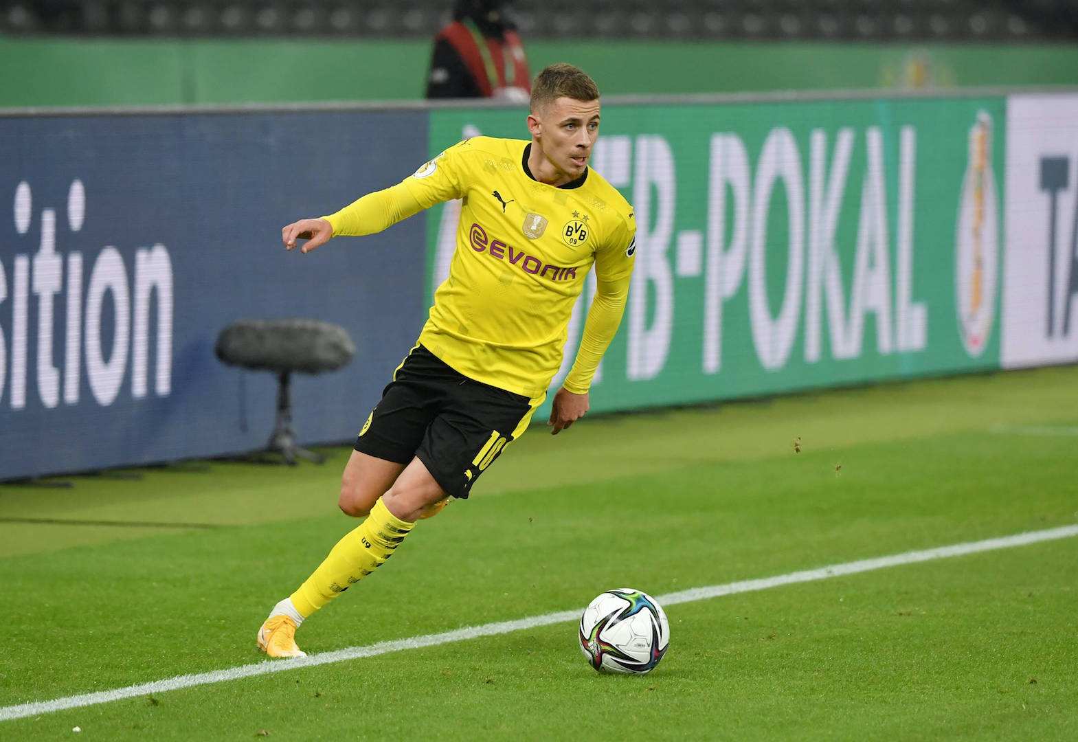 足坛108将完整版视频,足坛108将全集