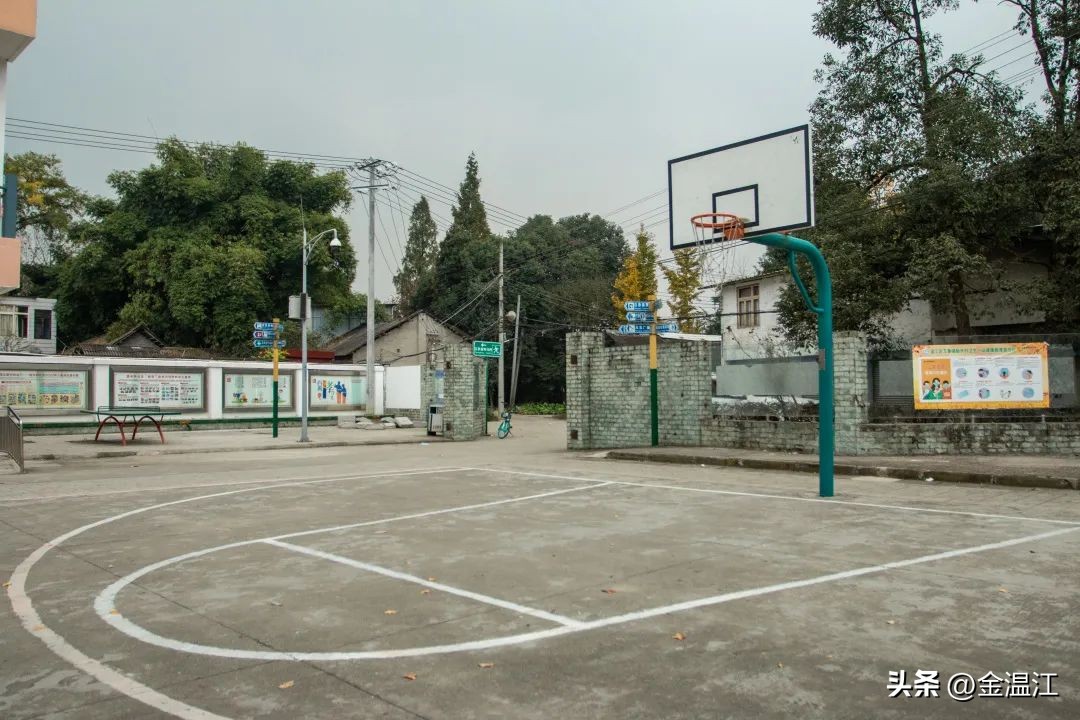 周末开卡丁车,附近室内运动场的推荐