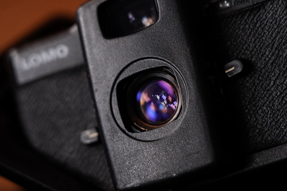 拉玛：一款设计有缺陷的口袋机，竟成前苏联相机中“最亮的仔儿”