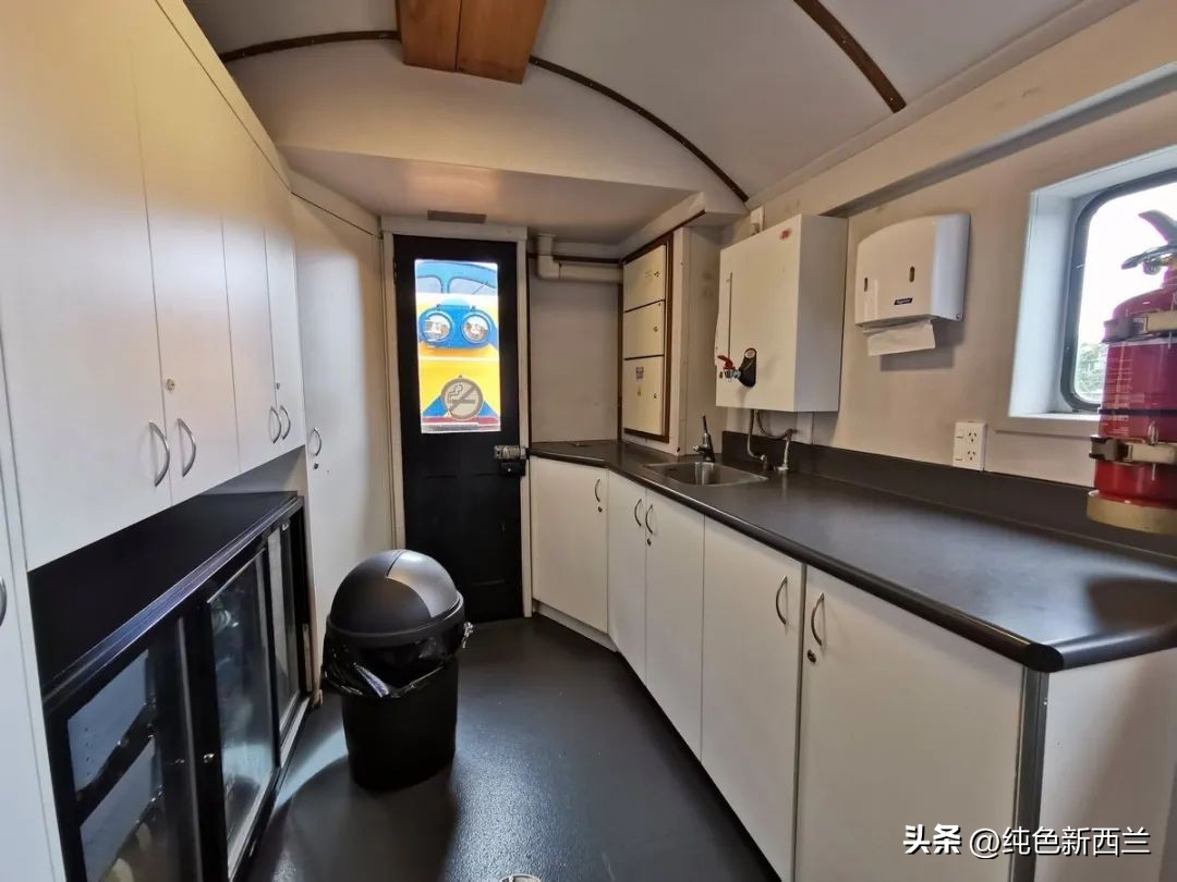 但尼丁火车站简介,新西兰但尼丁城市简介