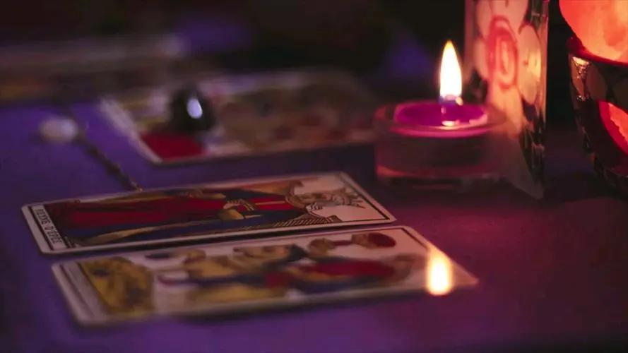 70岁大爷被女子骗70万,62岁大爷用零食诱骗女孩