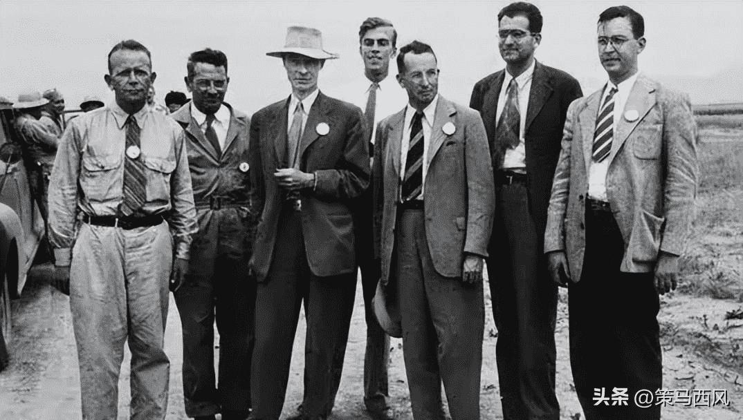 鏃ユ湰渚靛崕鍏借鐓х墖,渚靛崕鏃ュ啗鍏借缁濈増鐓х墖