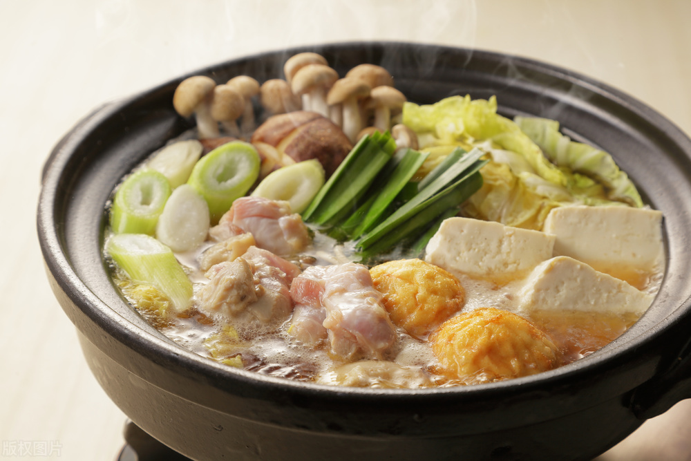 砂锅煲汤和普通锅的区别,煲汤用什么砂锅比较好