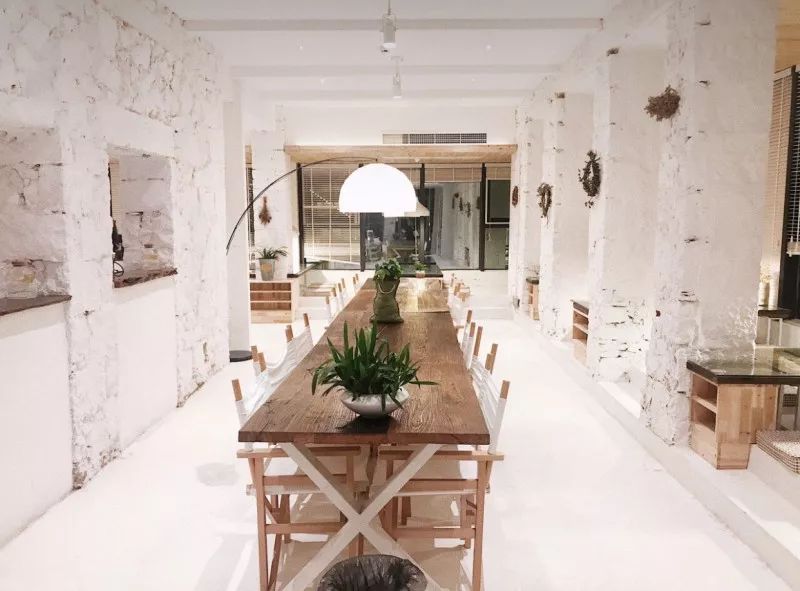 离上海一个小时车程的海边民宿,圣托里尼云上东山海景民宿优惠