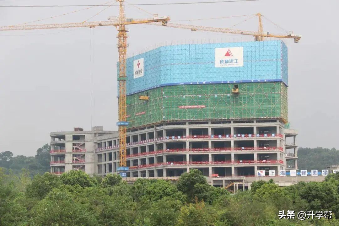 成都一环的华西医院要扩建吗,成都将再添一华西医院新院区