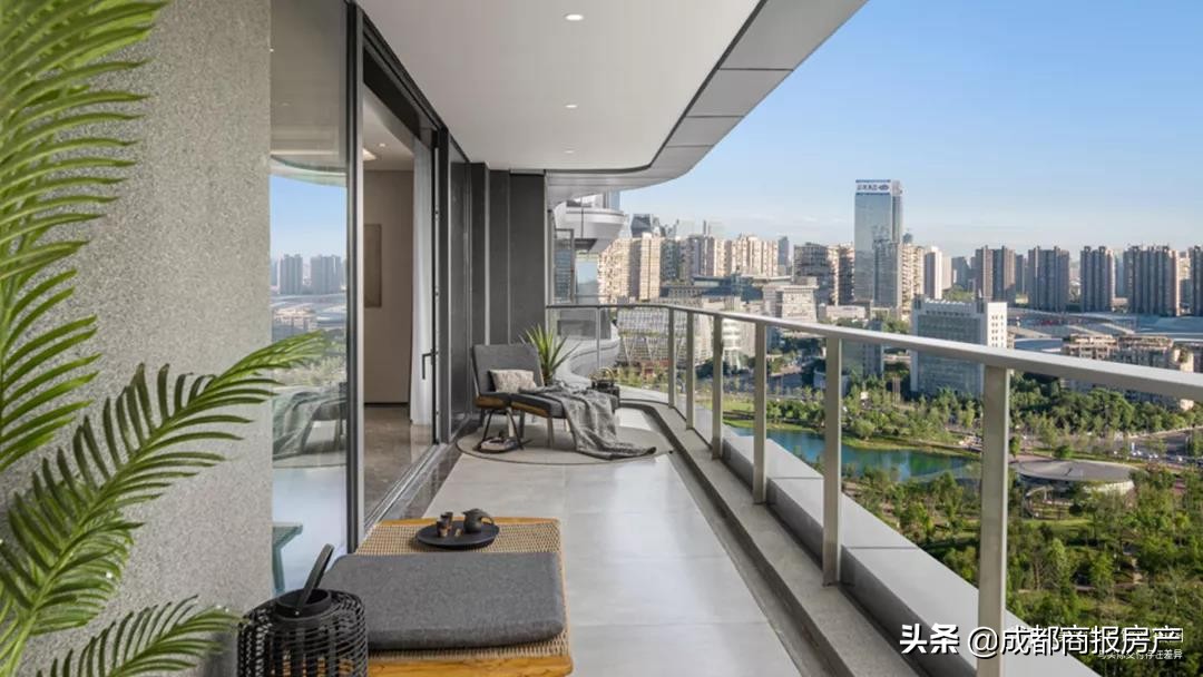 从人文锦绣到高定星耀，两个成都万科的高端答案