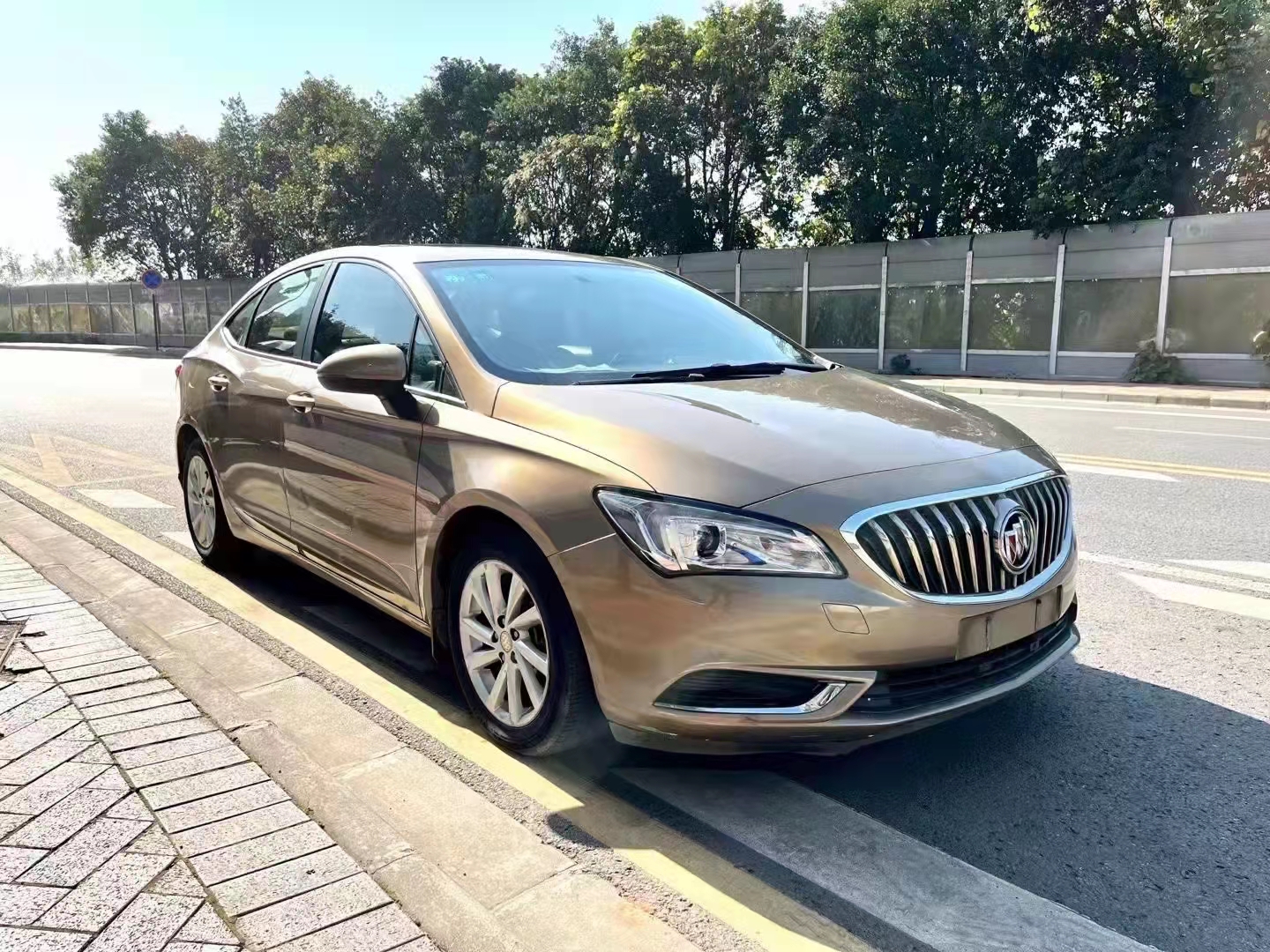 别克威朗换车座椅皮,别克威朗如何换车空调滤芯