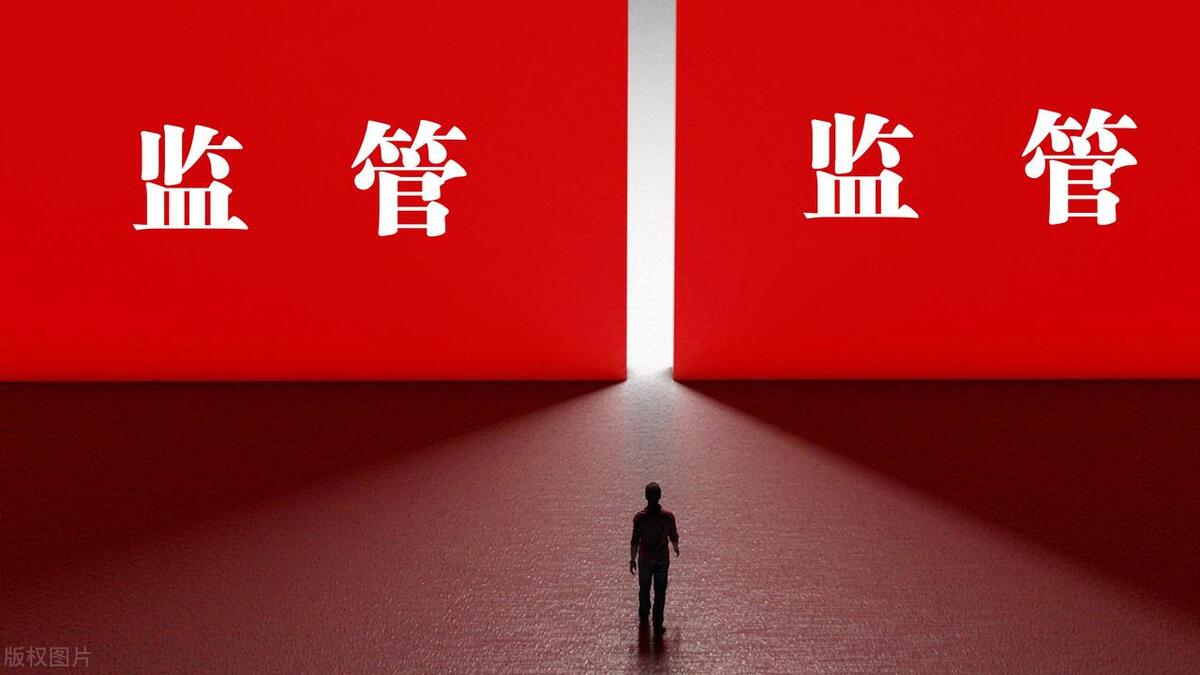 以借为名不还公款是否构成贪污罪,与贪污犯共谋贪污构成什么罪