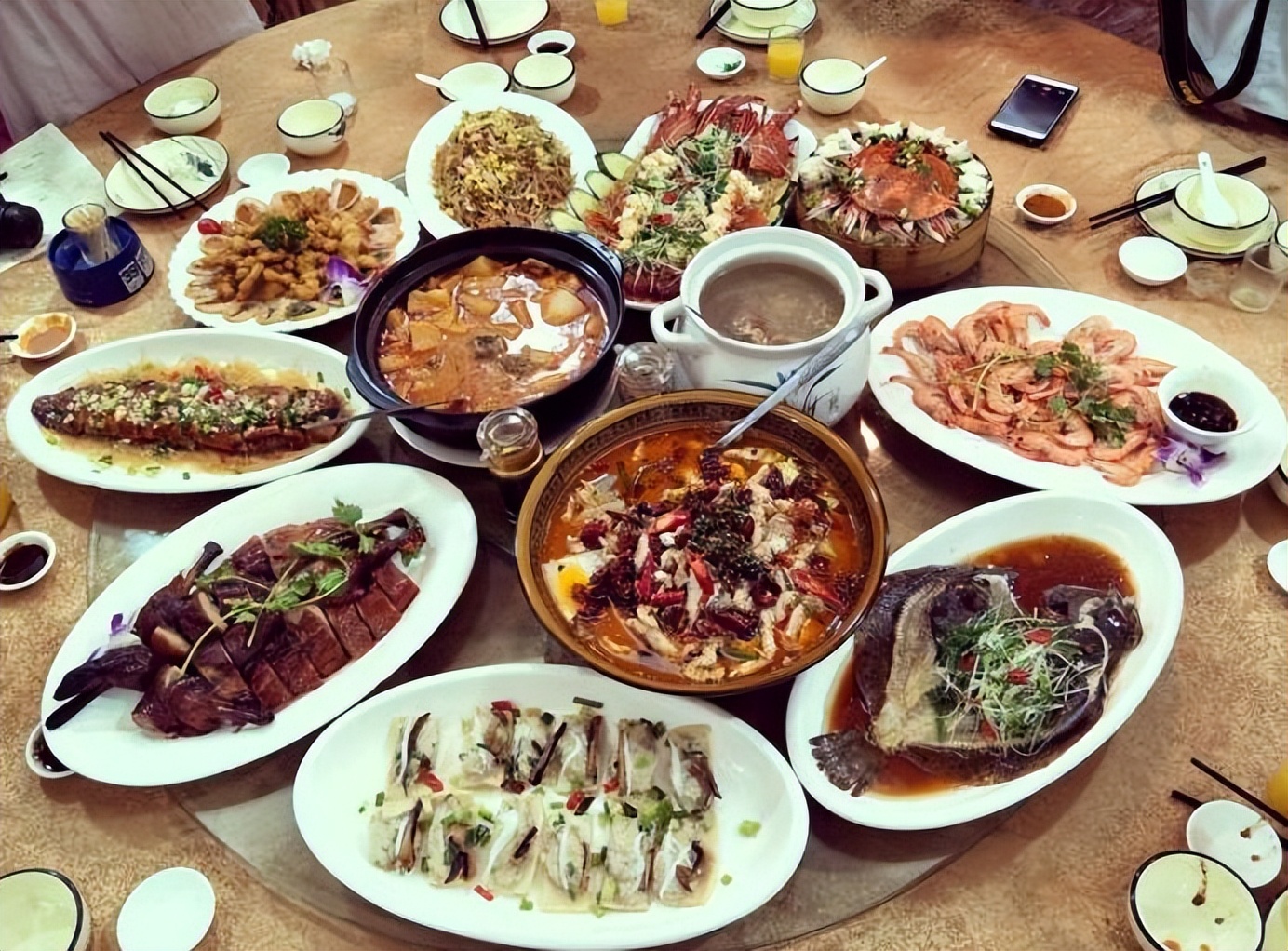 俄罗斯人为什么当水喝,为什么俄罗斯人能把伏特加当水喝