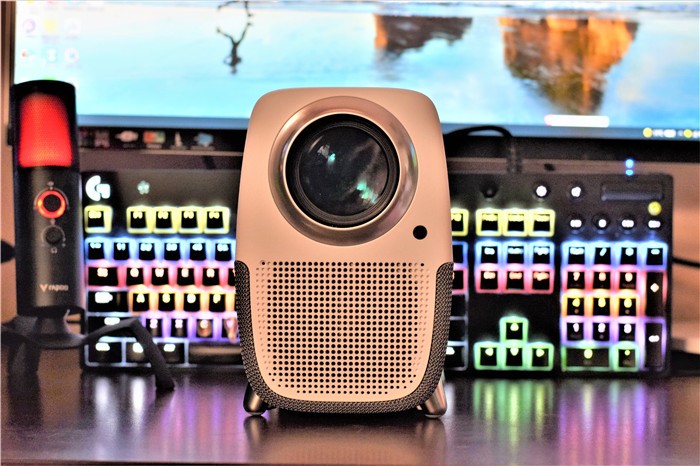 泰捷weboxt1投影仪评测视频,泰捷weboxt1s投影仪隐藏功能