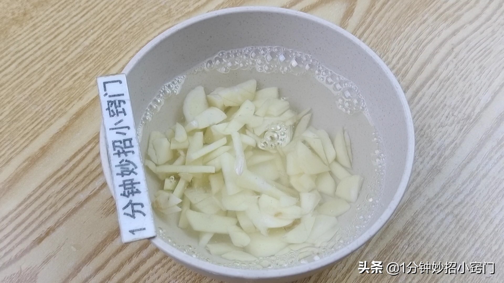 彻底消灭蟑螂的小妙招蟑螂最怕它,家里有蟑螂别急教你几招轻松搞定