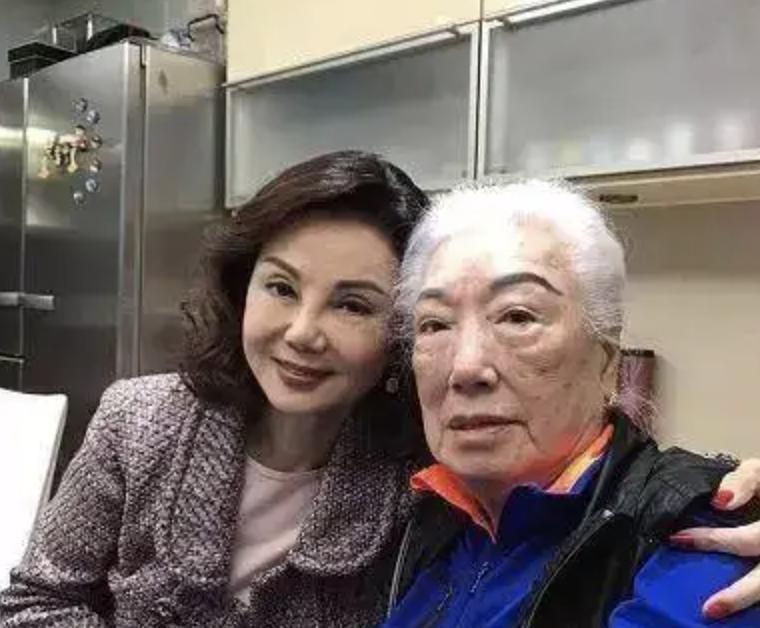 刘晓庆和张兰,张兰刘晓庆超级演说家