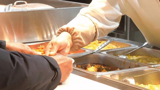 「经科热点」社区食堂开饭啦，几元到十几元吃得很满意
