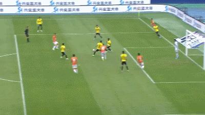 前线丨卡耶维奇、福布斯联袂进球，武汉长江2:1战胜广州队