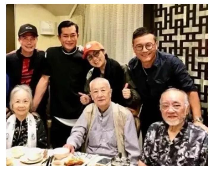 一路走好！文娱圈2天5人去世，最年长者99岁，最小的年仅37岁