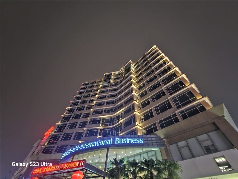 三星galaxys23ultra超大屏,三星galaxys23ultra打游戏分屏