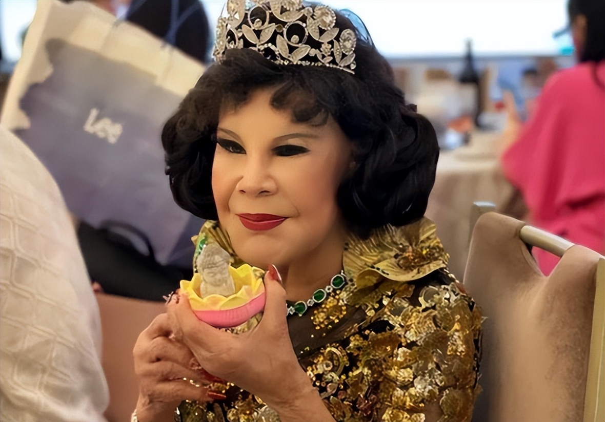 整容脸和自然脸老了的区别,自然美和整容脸的图片对比